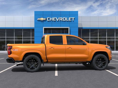New 2025 Chevrolet Colorado Z71 w/ Z71 Convenience Package 2 image 5