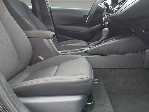 Used 2025 Toyota Corolla LE image 15