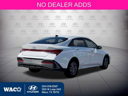 New 2026 Hyundai Elantra Blue image 10