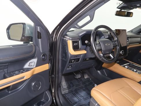 Used 2024 Ford Expedition Max Platinum AWD/4WD image 58