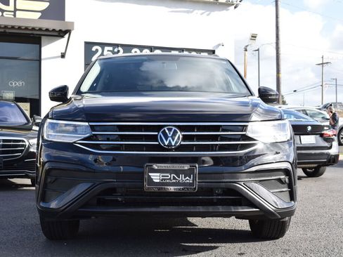 Used 2022 Volkswagen Tiguan S image 4