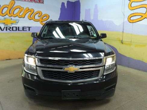 Used 2019 Chevrolet Tahoe LS AWD/4WD image 3