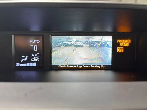 Used 2015 Subaru Forester 2.5i Limited AWD/4WD image 16
