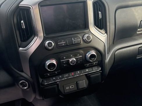 Used 2022 GMC Sierra 1500 Elevation w/ Driver Alert Package I image 11
