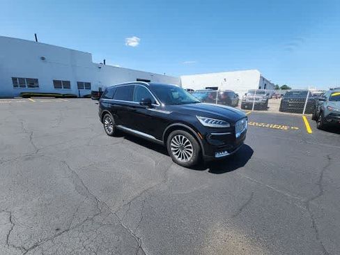 Used 2021 Lincoln Aviator Reserve w/ Equipment Group 201A AWD/4WD image 9