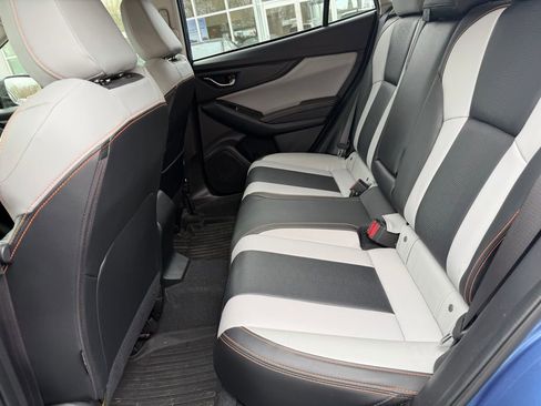 Used 2019 Subaru Crosstrek 2.0i Limited w/ Moonroof Package w/Navigation image 11