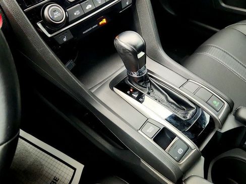 Used 2019 Honda Civic Sport Touring image 18