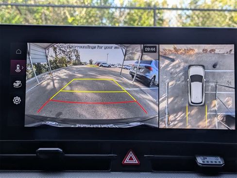 Used 2024 Kia Sportage SX image 26