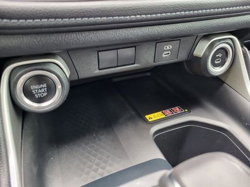 Used 2024 Toyota Grand Highlander AWD image 17