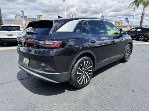 Used 2023 Volkswagen ID.4 Pro S Plus AWD/4WD image 10