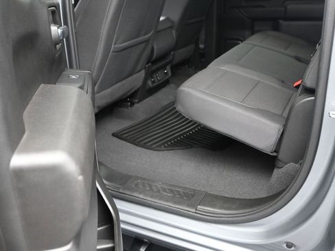 Used 2026 Chevrolet Silverado 1500 Custom RWD image 12
