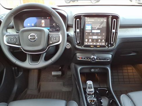 New 2026 Volvo XC40 B5 Plus w/ Protection Package Premier image 9