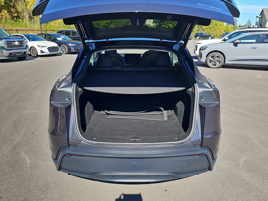 Used 2026 Tesla Model Y Long Range AWD/4WD image 22