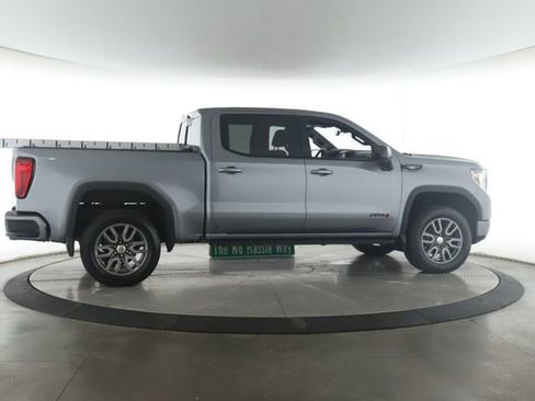 Used 2021 GMC Sierra 1500 AT4 w/ AT4 Carbonpro Edition AWD/4WD image 6