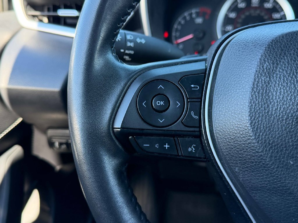 Used 2022 Toyota Corolla SE FWD image 35