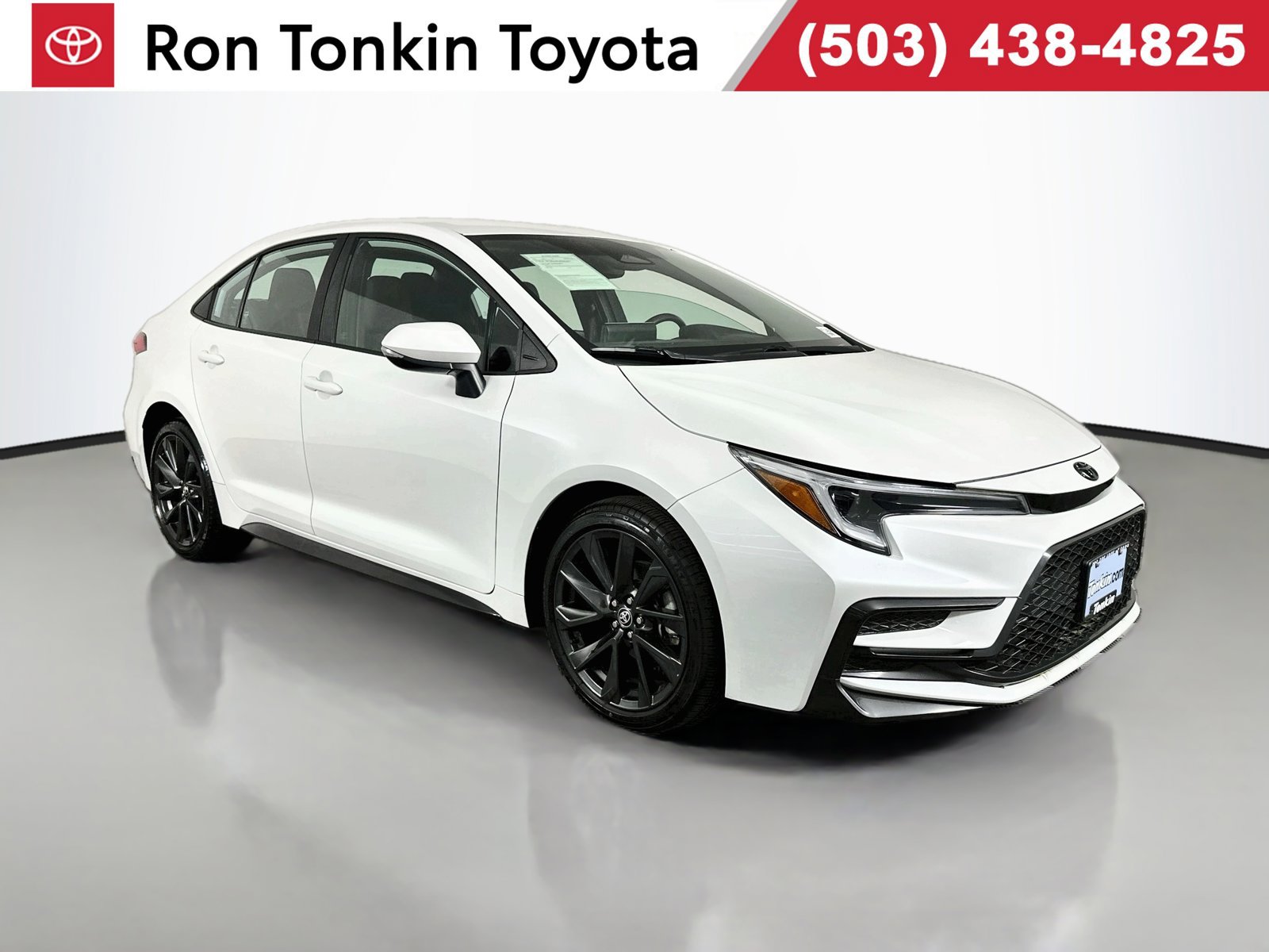 Certified 2023 Toyota Corolla SE FWD image 1
