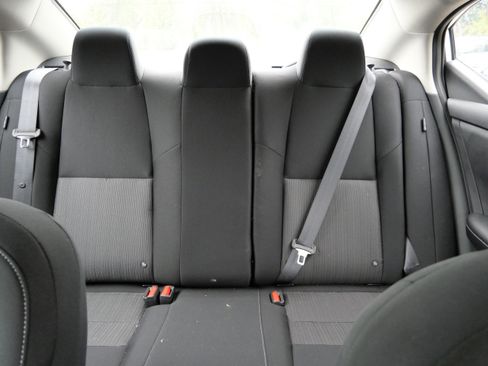 New 2025 Nissan Sentra SV image 6