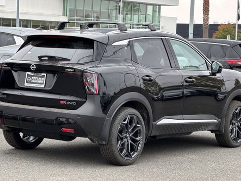 New 2026 Nissan Kicks SR w/ SR Premium Package image 4