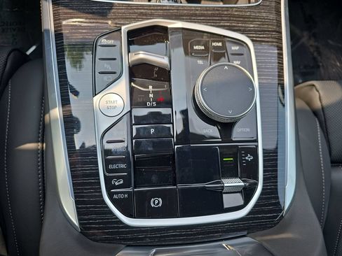 New 2026 BMW X5 xDrive50e w/ M Sport Package AWD/4WD image 25