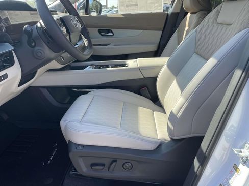 New 2025 Nissan Murano Platinum w/ Cargo Package image 14