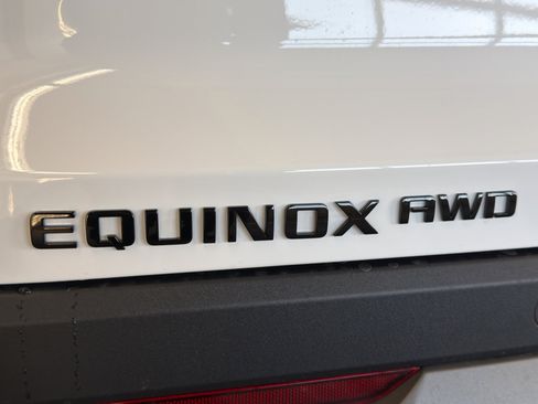 New 2026 Chevrolet Equinox LT AWD/4WD image 9