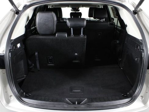 Used 2025 MAZDA CX-90 3.3 Turbo w/ Preferred Package image 17