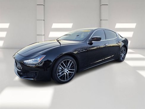 Used 2018 Maserati Ghibli image 8
