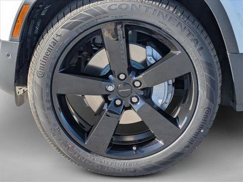 New 2026 Land Rover Defender 110 S image 10