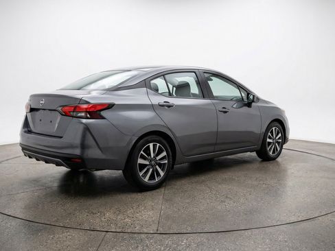 Used 2025 Nissan Versa SV FWD image 9
