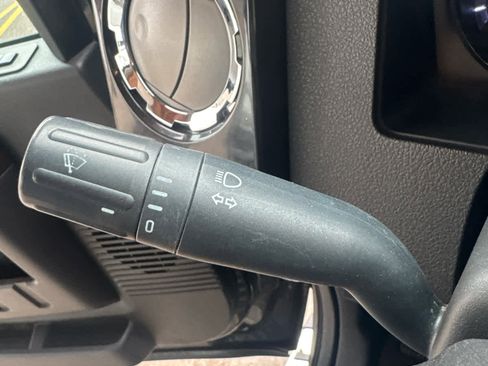 Used 2015 Ford F350 Platinum w/ FX4 Off-Road Package image 27