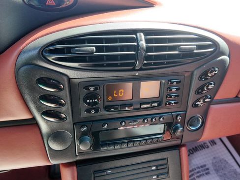 Used 1999 Porsche Boxster image 17