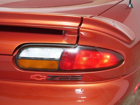 Used 2002 Chevrolet Camaro Z28 w/ Sport Appearance Pkg image 17