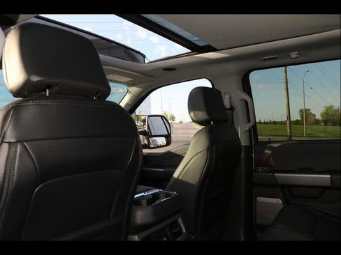 New 2025 Ford F250 Lariat w/ Lariat Ultimate Package image 17