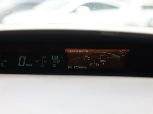 Used 2012 Toyota Prius Two FWD image 31