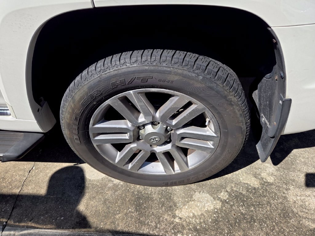 Used 2011 Toyota 4Runner Limited AWD/4WD image 6