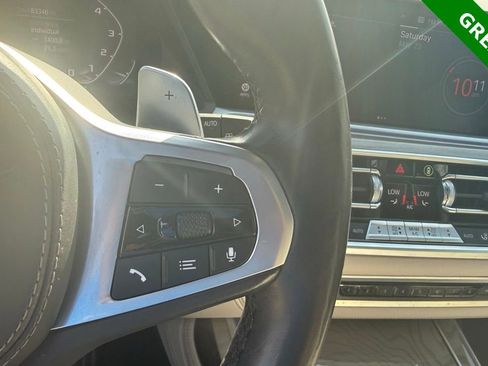 Used 2020 BMW X7 M50i w/ Dynamic Handling Package AWD/4WD image 25