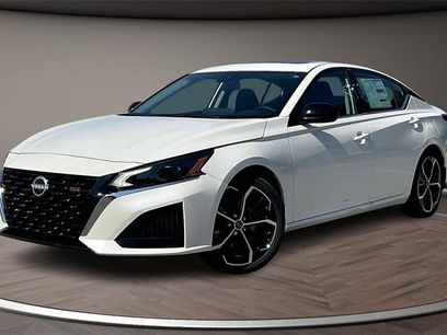 New 2025 Nissan Altima 2.5 SR w/ SR Premium Package