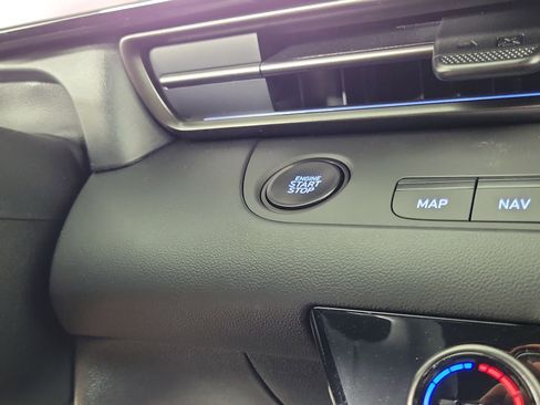 New 2025 Hyundai Elantra SEL w/ Cargo Package image 17