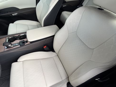 Used 2026 Lexus RX 350 AWD w/ Convenience Package image 15