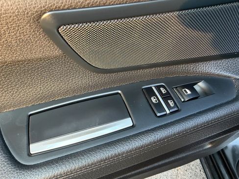 Used 2015 BMW 740i RWD image 31