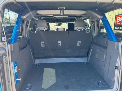 Used 2023 Ford Bronco Wildtrak AWD/4WD image 8