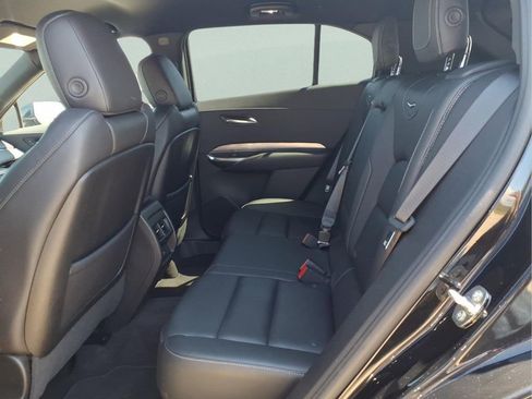 Used 2024 Cadillac XT4 Premium Luxury image 15