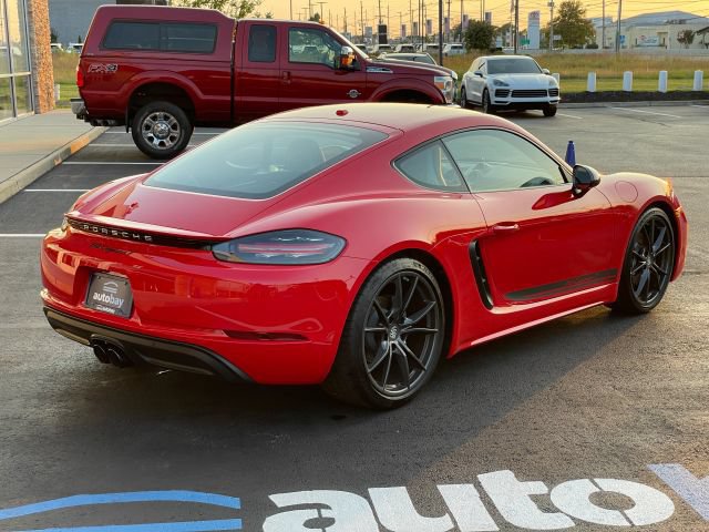 Used 2023 Porsche 718 Cayman w/ 718 T Interior Package RWD image 12