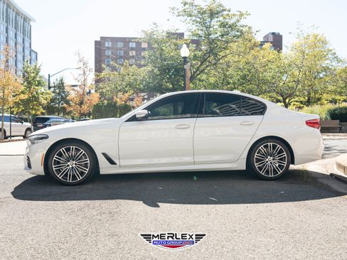 Used 2019 BMW 540i w/ M Sport Package image 4