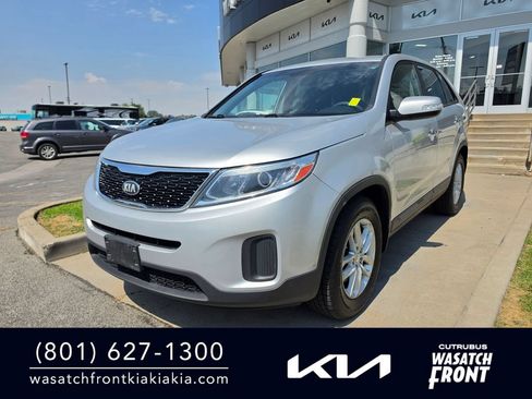 Used 2014 Kia Sorento LX FWD image 1