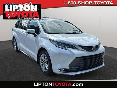 Used 2025 Toyota Sienna Limited