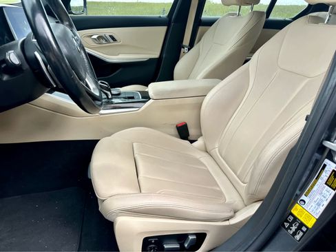 Used 2020 BMW 330i xDrive Sedan w/ Convenience Package AWD/4WD image 11