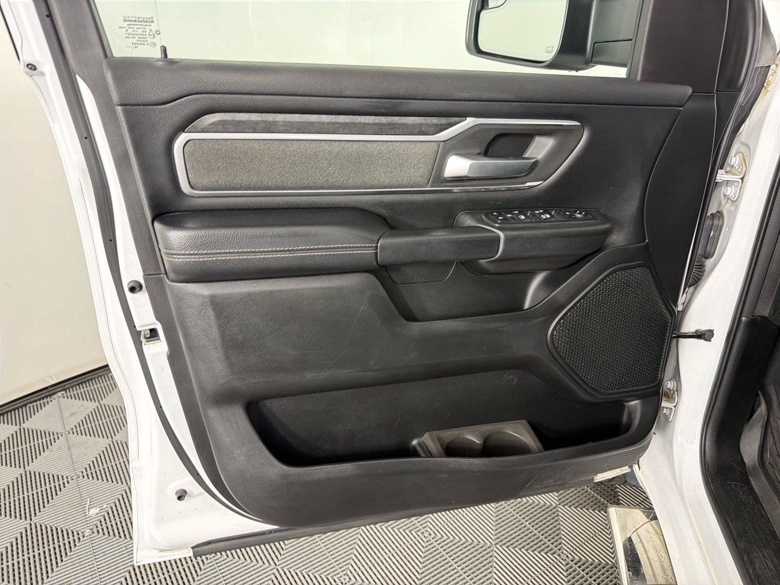 Used 2019 RAM 1500 Big Horn AWD/4WD image 8