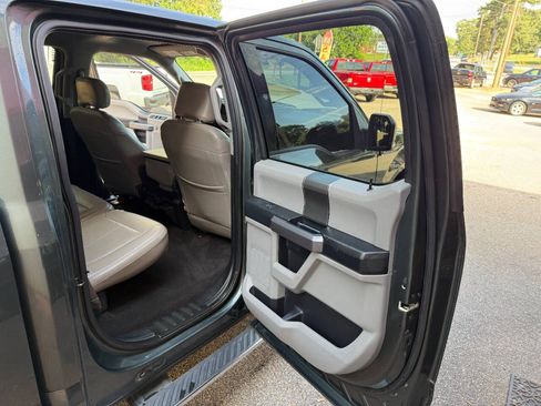 Used 2018 Ford F150 XLT w/ Equipment Group 302A Luxury AWD/4WD image 16