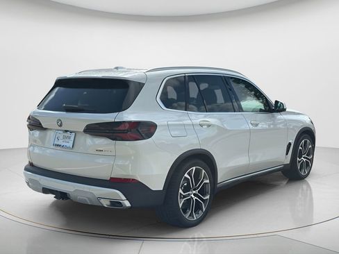 New 2026 BMW X5 xDrive50e AWD/4WD image 5